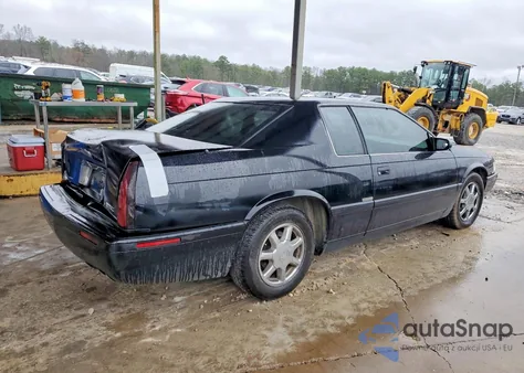 2002 Cadillac Eldorado Touring z USA, uszkodzony, nr VIN 1G6ET12992B105032